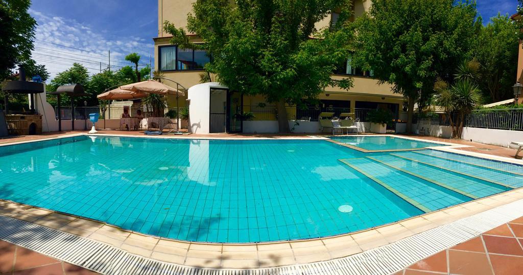 Hotel Mehari Riccione Zewnętrze zdjęcie