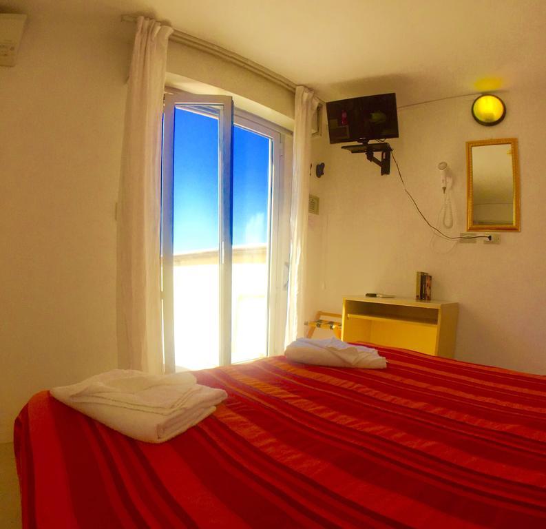 Hotel Mehari Riccione Zewnętrze zdjęcie