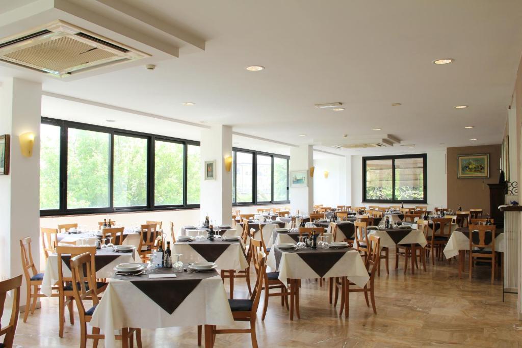 Hotel Mehari Riccione Zewnętrze zdjęcie