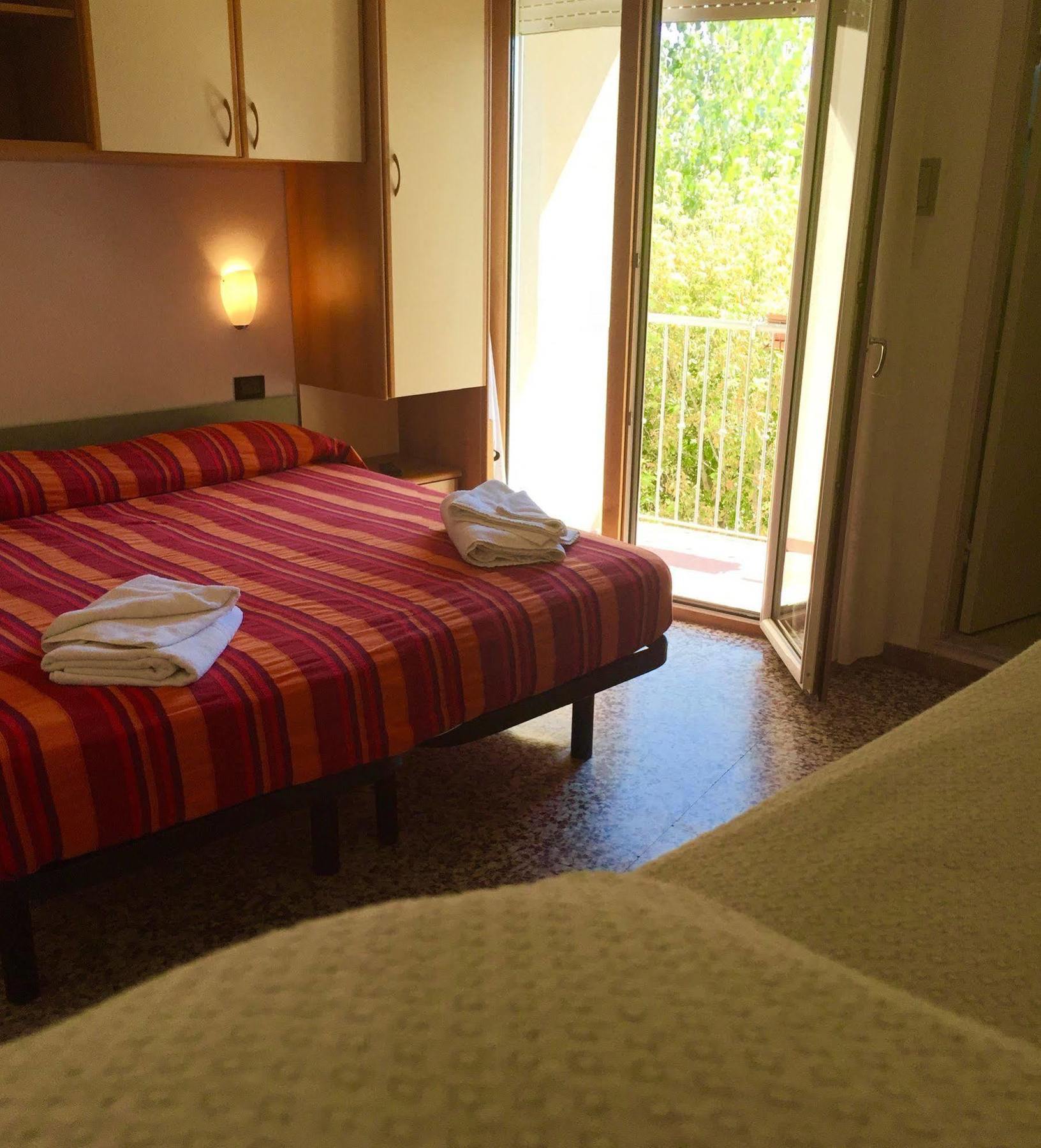 Hotel Mehari Riccione Zewnętrze zdjęcie