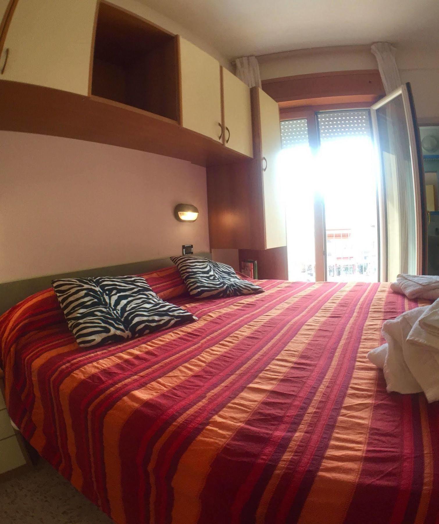 Hotel Mehari Riccione Zewnętrze zdjęcie