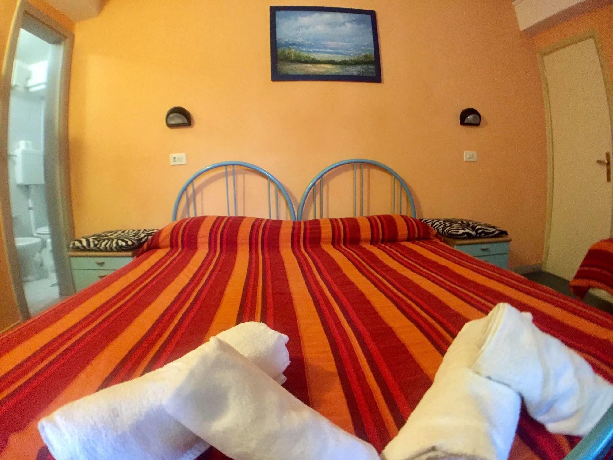 Hotel Mehari Riccione Zewnętrze zdjęcie