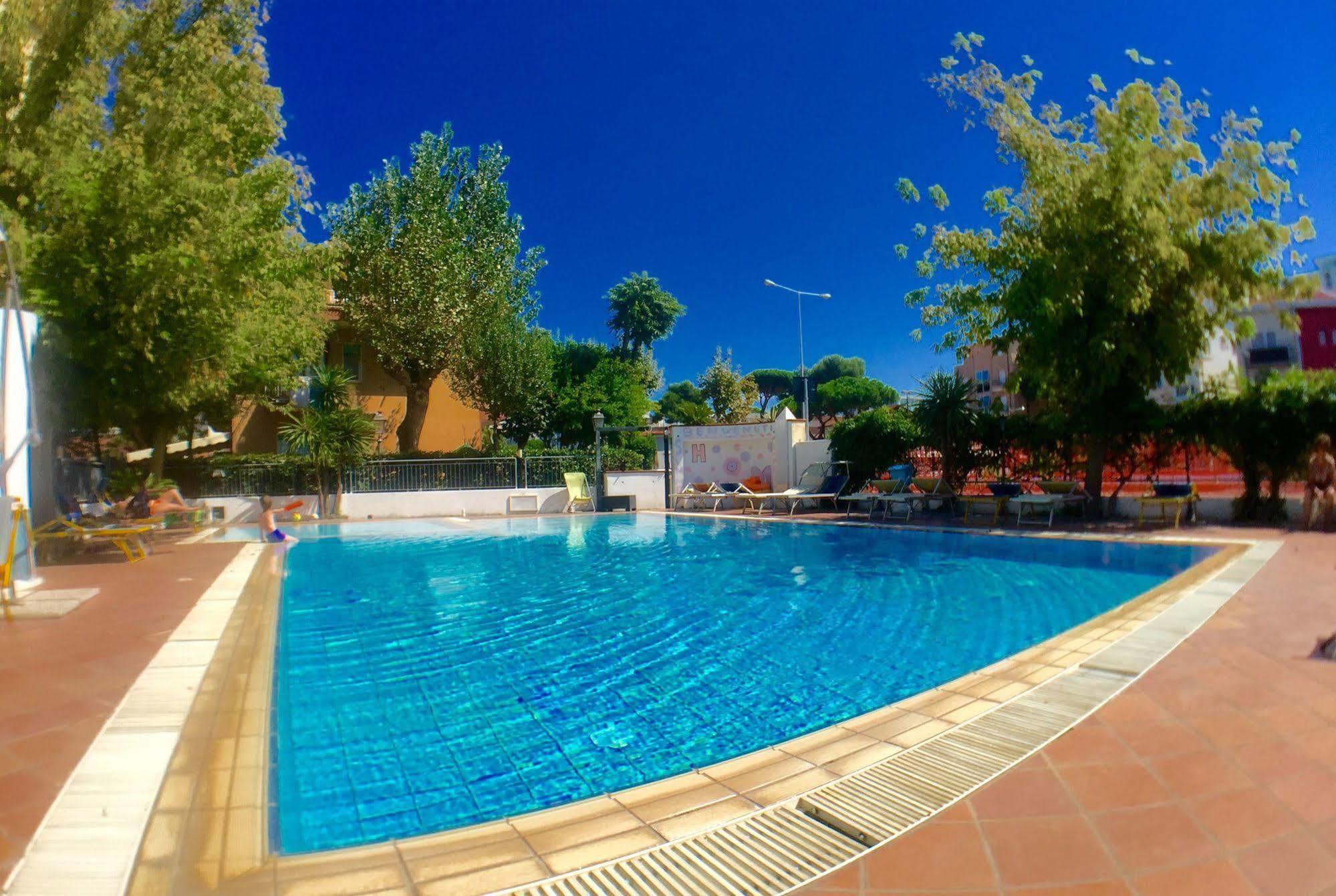 Hotel Mehari Riccione Zewnętrze zdjęcie